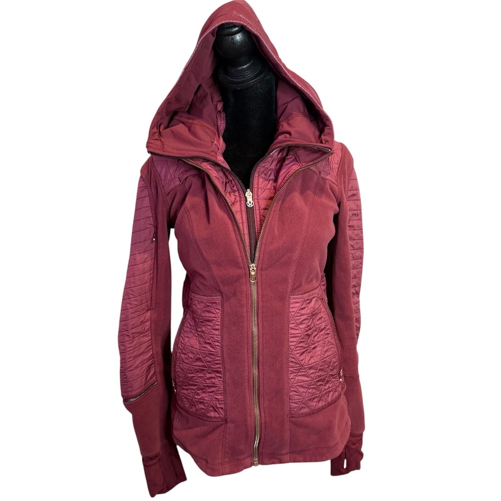 Lululemon Fleecy Keen Jacket Womens 6 Dark Red Quilted Fleece Full Zip Hooded